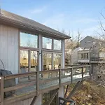 Pocono Mountain Village At Camelback 294 Overlook Way