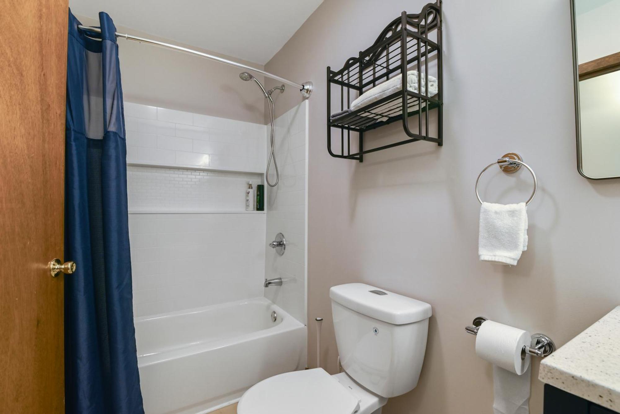 Pocono Mountain Village At Camelback 294 Overlook Way