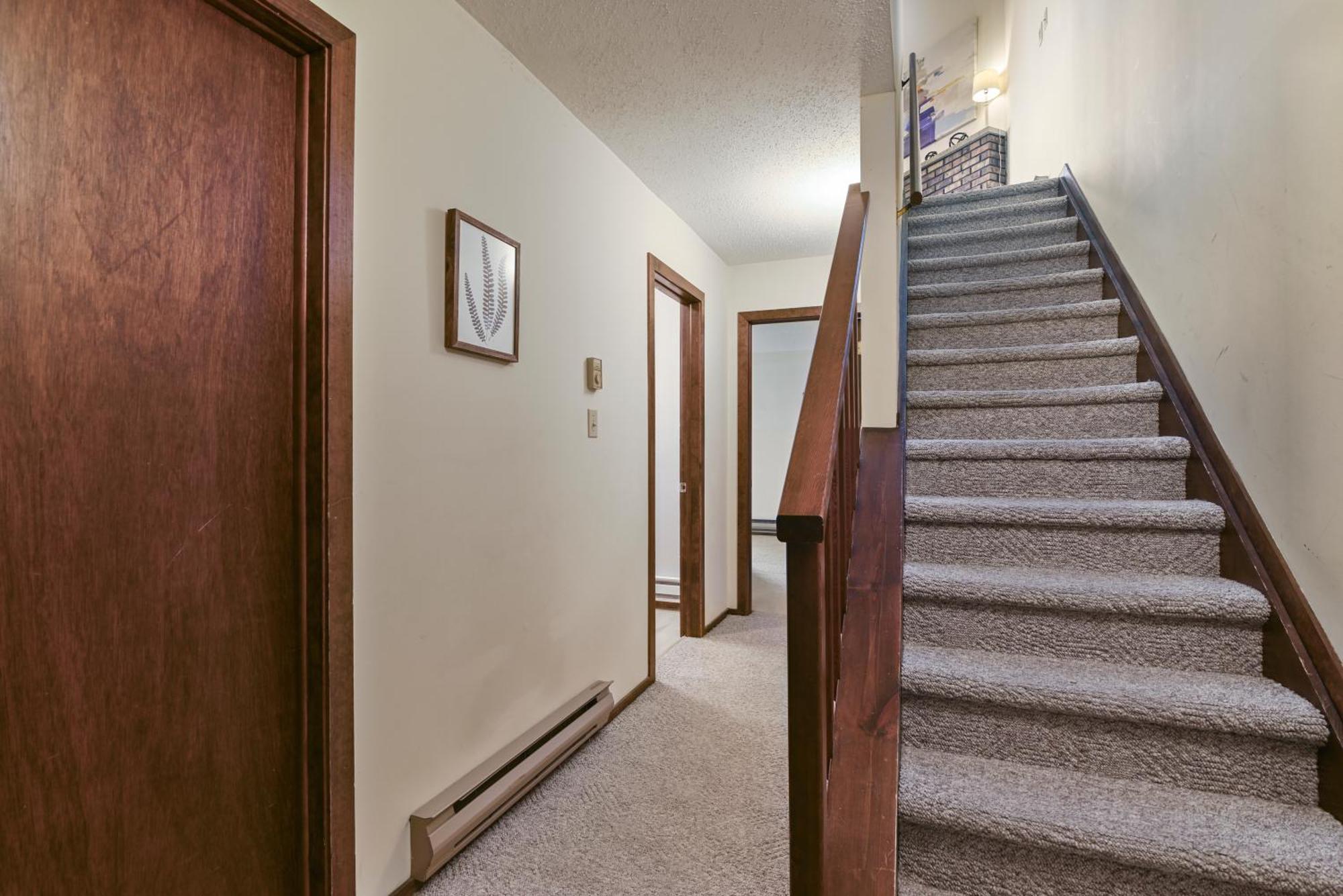 Pocono Mountain Village At Camelback 294 Overlook Way *